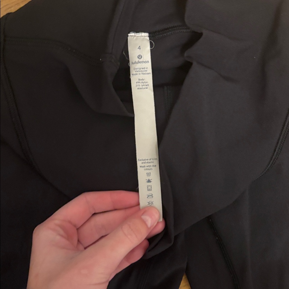 🐦‍⬛ lululemon athletica Black Leggings 🐦‍⬛ - Picture 7 of 7